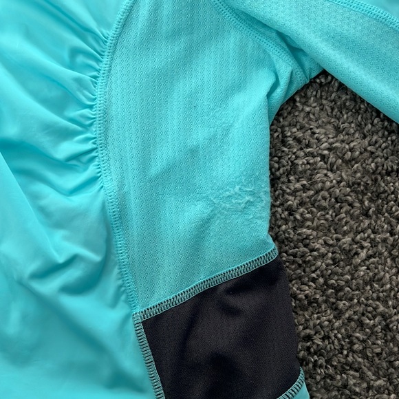 Lululemon pullover running jacket - Picture 8 of 8